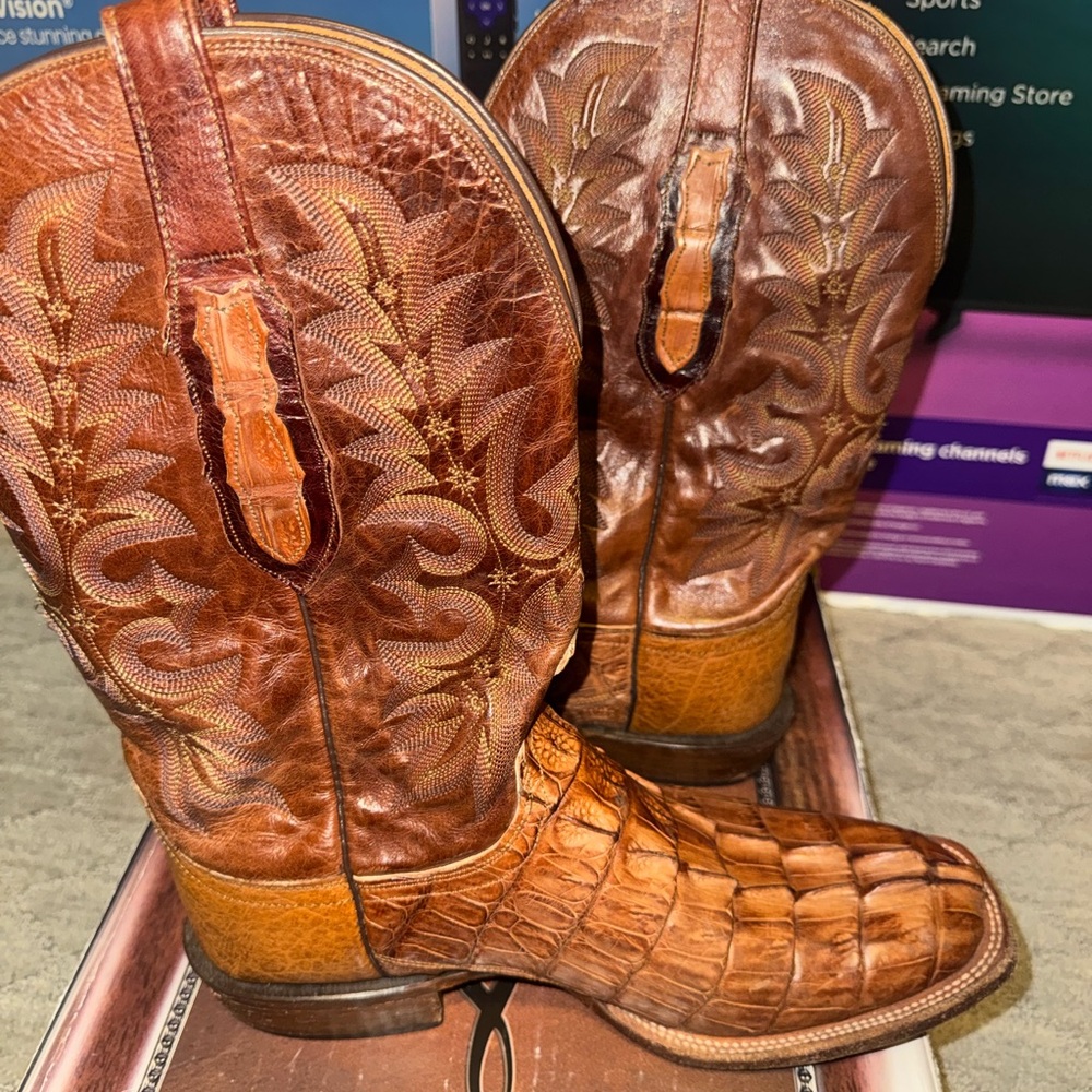 Lucchese barn wood Hornback Caiman Tail Cowboy Boots 10.5 D Mens Box &Dust Bag